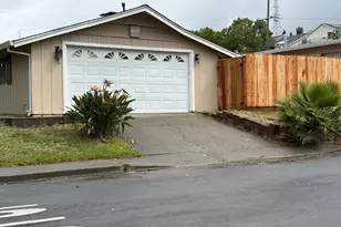 1202 Rollingwood Dr, Vallejo, CA 94591 - Photo 3