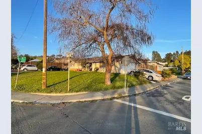 1202 Rollingwood Drive, Vallejo, CA 94591 - Photo 3