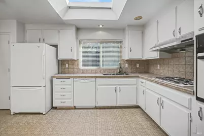 460 Oak View Drive, Vacaville, CA 95688 - Photo 11