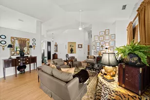 208 Mandarin Cir, Vacaville, CA 95687 - Photo 15