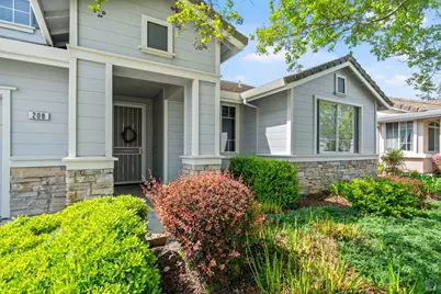 208 Mandarin Circle, Vacaville, CA 95687 - Photo 5