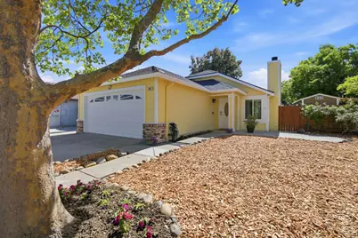 804 Sapphire Circle, Vacaville, CA 95687 - Photo 1