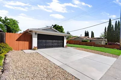 2438 Oceanic Drive, Fairfield, CA 94533 - Photo 3