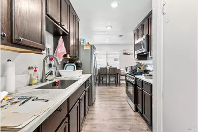 308 Livingston Avenue, Vacaville, CA 95687 - Photo 9