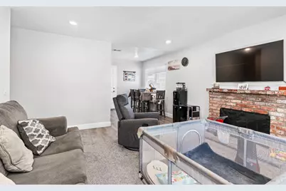 308 Livingston Avenue, Vacaville, CA 95687 - Photo 5