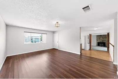 279 Livingston Avenue, Vacaville, CA 95687 - Photo 9