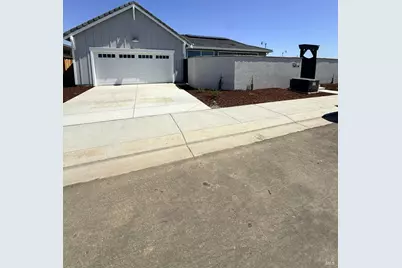 956 Carroll Way, Vacaville, CA 95687 - Photo 3