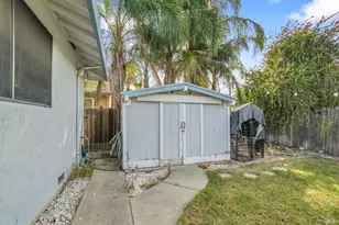 1066 Woodridge Dr, Vacaville, CA 95687 - Photo 27