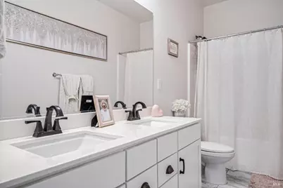 2043 Karen Place, Rohnert Park, CA 94928 - Photo 15