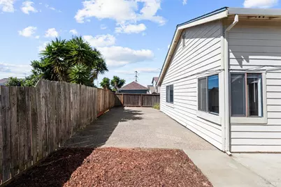 751 Pueblo Way, Vallejo, CA 94591 - Photo 33