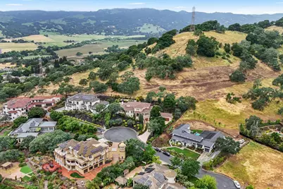 5323 Laurel Ridge Court, Fairfield, CA 94534 - Photo 3