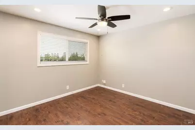 301 Baylor Drive, Vallejo, CA 94589 - Photo 17