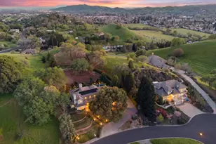 2054 Pinecrest Ct, Vacaville, CA 95688 - Photo 3