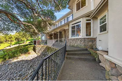 2054 Pinecrest Court, Vacaville, CA 95688 - Photo 31