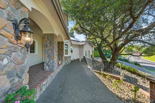 2054 Pinecrest Ct, Vacaville, CA 95688 - Photo 31