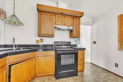 1057 Topsail Drive, Vallejo, CA 94591 - Photo 11