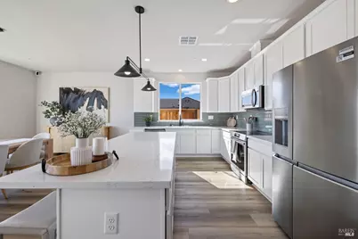 960 Carroll Drive, Vacaville, CA 95687 - Photo 33