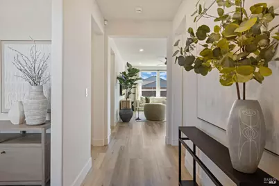 960 Carroll Drive, Vacaville, CA 95687 - Photo 5