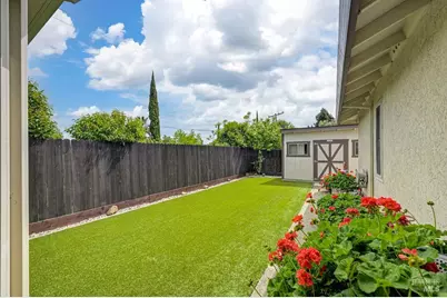 142 Hillview Drive, Vacaville, CA 95688 - Photo 39