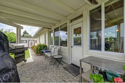 142 Hillview Drive, Vacaville, CA 95688 - Photo 37