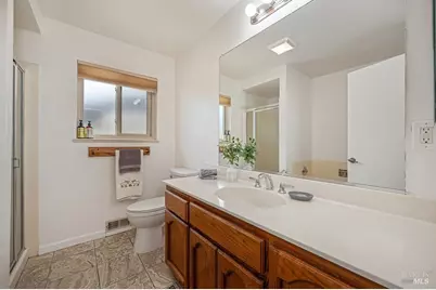 142 Hillview Drive, Vacaville, CA 95688 - Photo 33