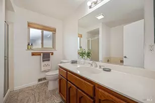142 Hillview Dr, Vacaville, CA 95688 - Photo 33