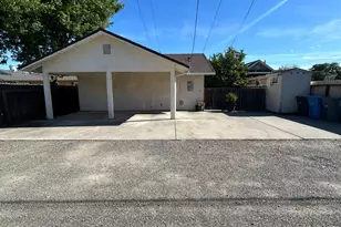 580 W B St, Dixon, CA 95620 - Photo 17