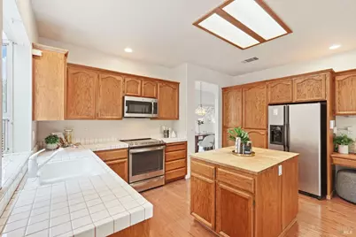 566 Laramie Way, Vacaville, CA 95688 - Photo 19