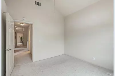 566 Laramie Way, Vacaville, CA 95688 - Photo 35