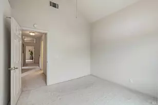 566 Laramie Way, Vacaville, CA 95688 - Photo 35