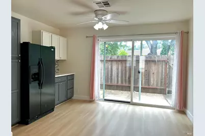 490 Edgewood Drive #23, Vacaville, CA 95688 - Photo 13