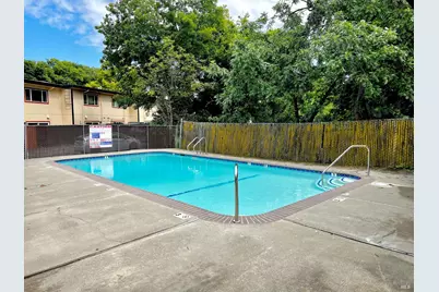 490 Edgewood Drive #23, Vacaville, CA 95688 - Photo 25