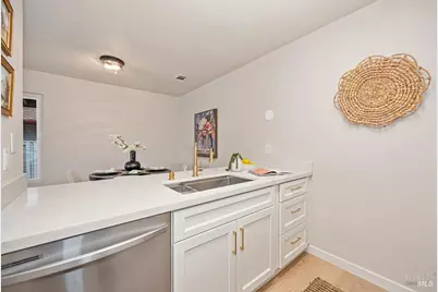99 Villa Circle, Fairfield, CA 94533 - Photo 9