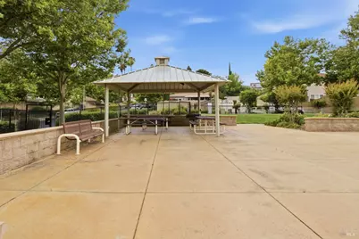 307 Trumbull Way, Vacaville, CA 95688 - Photo 45