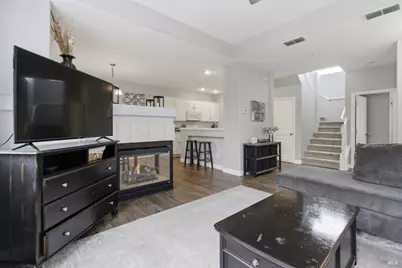 307 Trumbull Way, Vacaville, CA 95688 - Photo 13