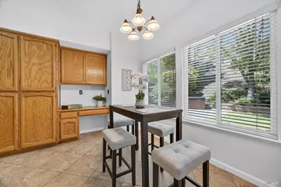 3829 Rollingwood Drive, Fairfield, CA 94534 - Photo 11