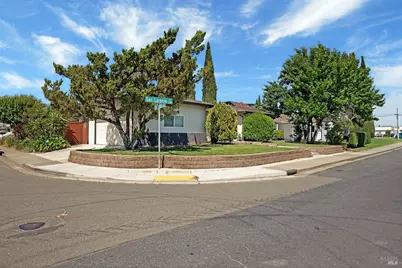 648 San Lorenzo Street, Fairfield, CA 94533 - Photo 29