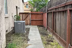 1288 Mayfield Cir, Suisun City, CA 94585 - Photo 23