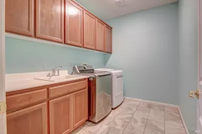 2418 Ridgewood Circle, Fairfield, CA 94534 - Photo 29