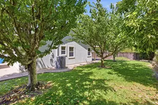 1640 Folsom Downs Cir, Dixon, CA 95620 - Photo 25