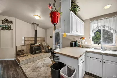 15925 45th Avenue, Clearlake, CA 95422 - Photo 11