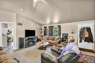 15925 45th Ave, Clearlake, CA 95422 - Photo 5