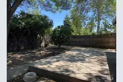 640 E Creekside Circle, Dixon, CA 95620 - Photo 19