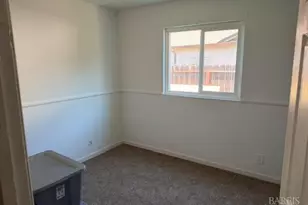 640 E Creekside Cir, Dixon, CA 95620 - Photo 9