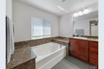 643 Citrine Circle, Fairfield, CA 94534 - Photo 15