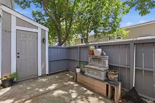 900 Southampton Rd, Benicia, CA 94510 - Photo 19
