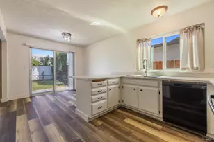 82 Newport Way, Suisun City, CA 94585 - Photo 13