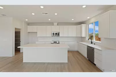 956 Carroll Way, Vacaville, CA 95687 - Photo 7