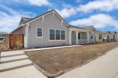 956 Carroll Way, Vacaville, CA 95687 - Photo 3