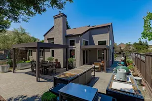 556 Rose Dr, Benicia, CA 94510 - Photo 41